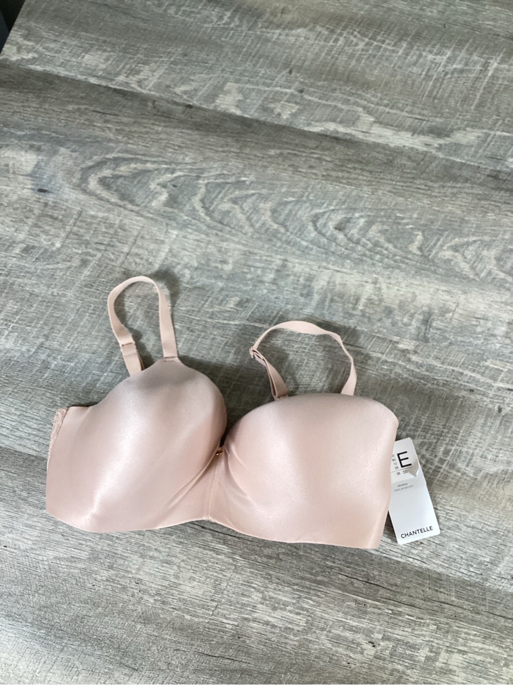 Chantelle Wireless Bra Nude 36DD New With Tags